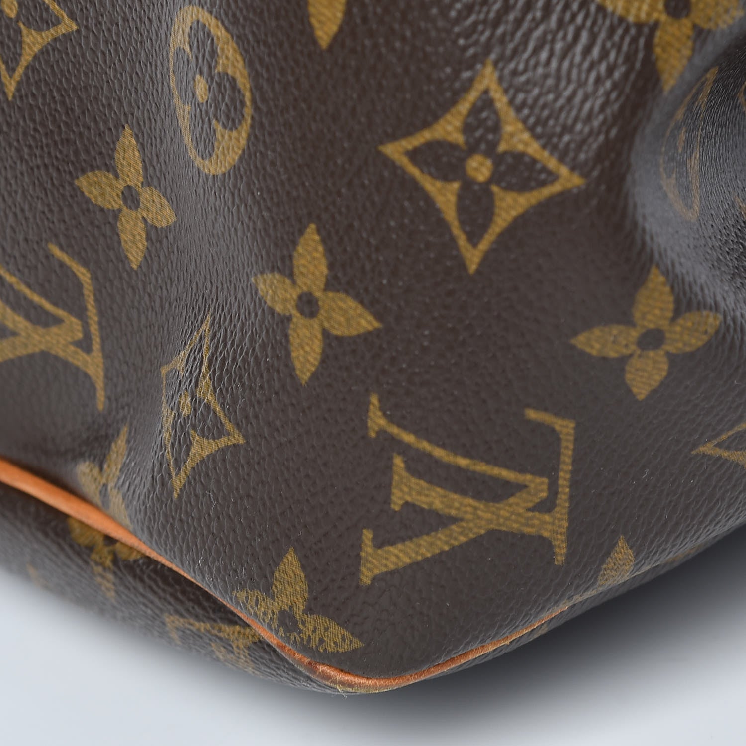 Louis Vuitton Monogram Batignolles Horizontal 14 of 15