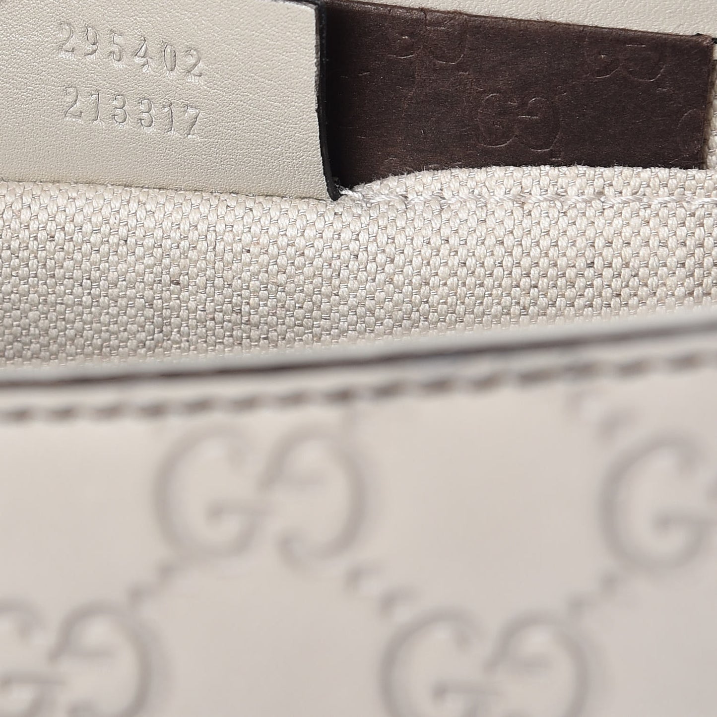 Guccissima Signature Medium Emily Chain Shoulder Bag Mystic White