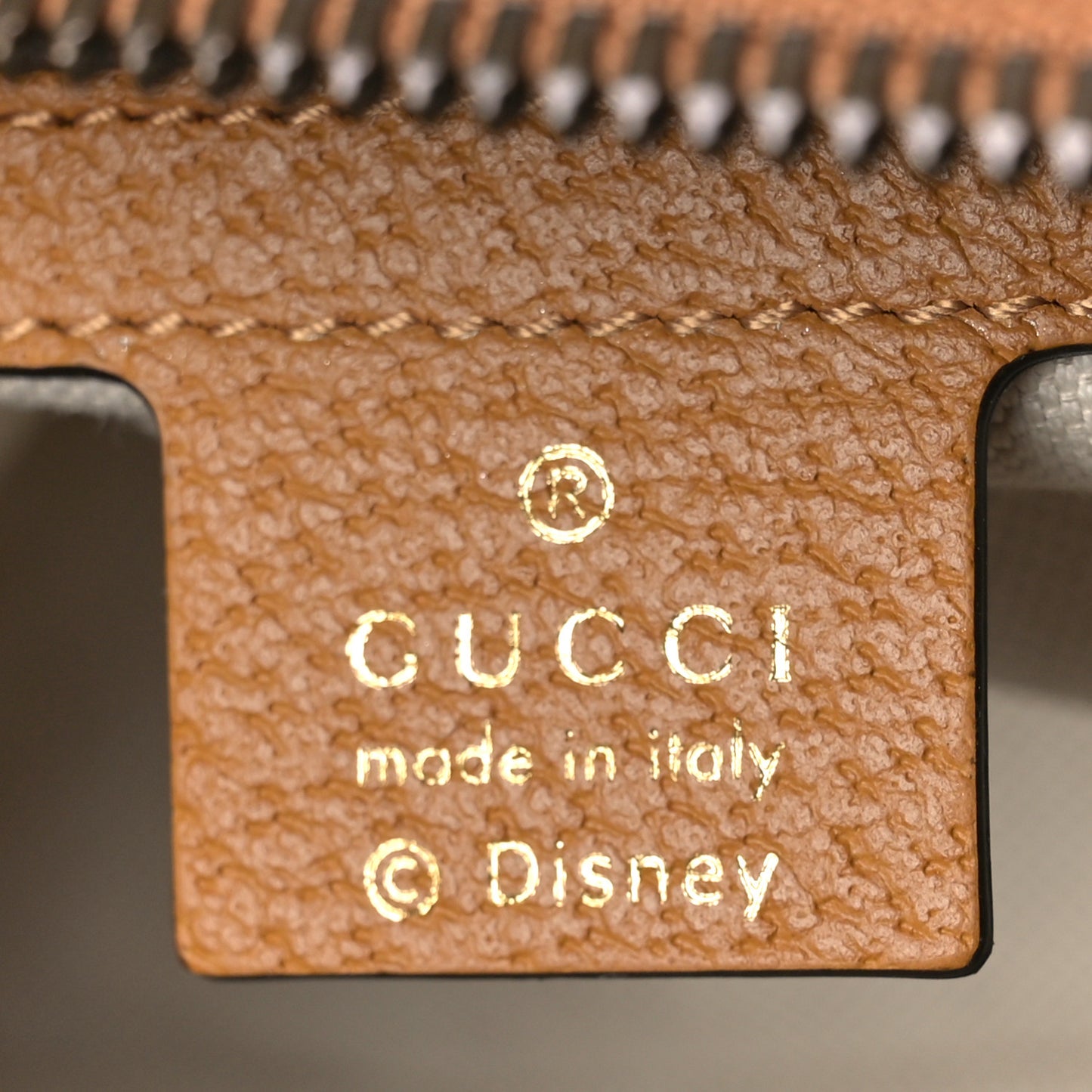 X DISNEY Mini Vintage GG Supreme Monogram Mickey Mouse Small Belt Bag 90 36 Beige Vintage Sun Oil