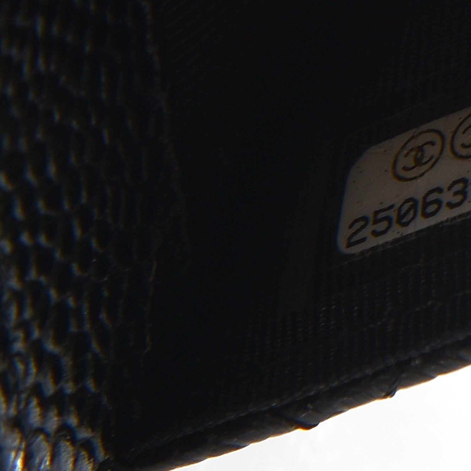 Chanel Caviar Quilted Flap Card Holder Black 9 of 11