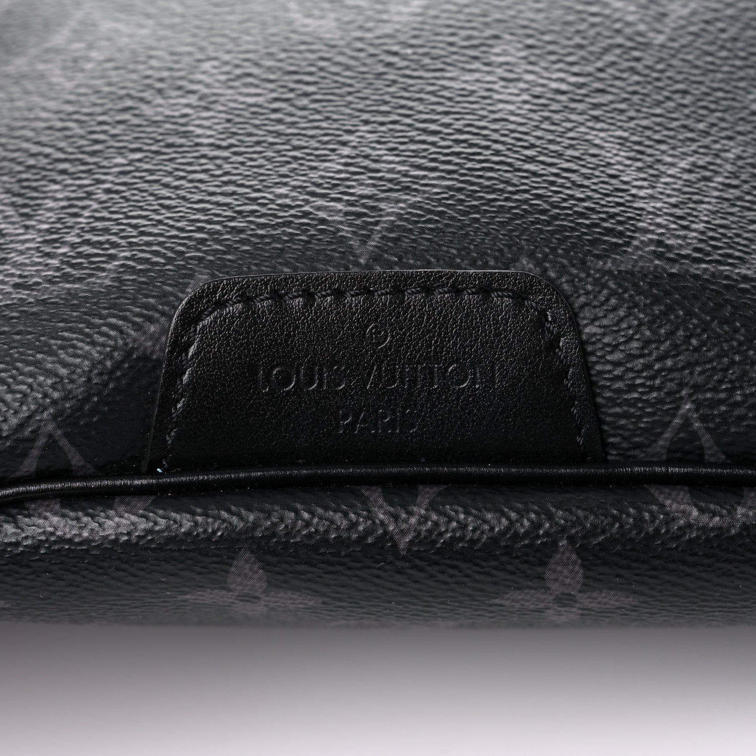 Louis Vuitton Monogram Eclipse Discovery Bumbag 9 of 10