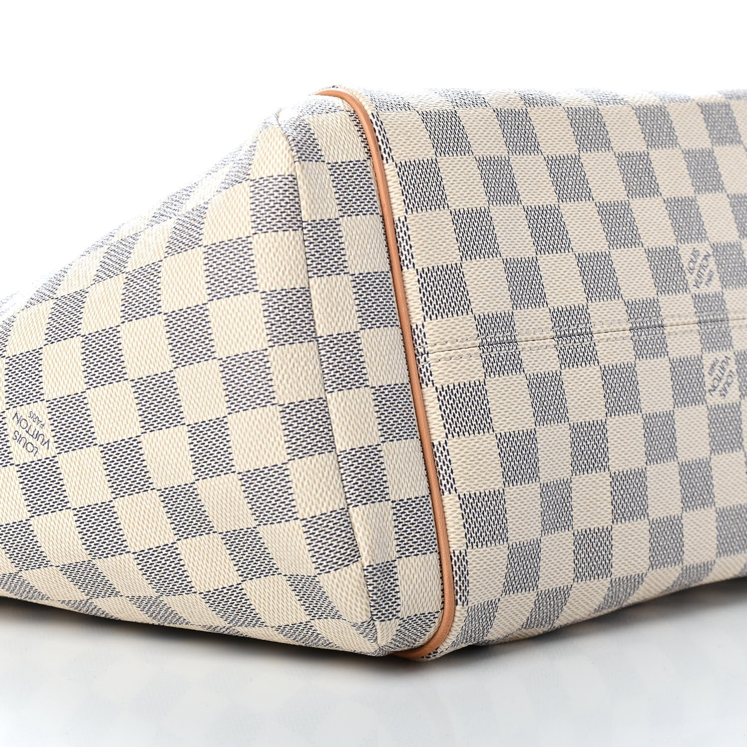 Louis Vuitton Damier Azur Totally MM 9 of 14