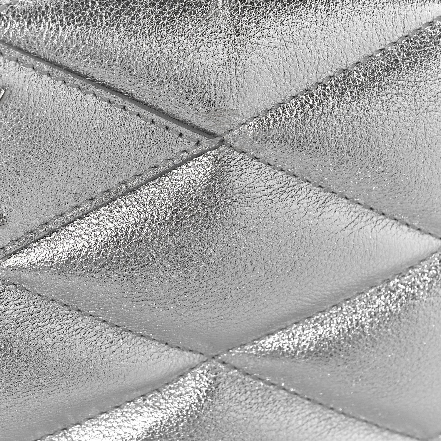 Saint Laurent Metallic Lambskin Quilted Sade Puffer Envelope Clutch Argento 11 of 11