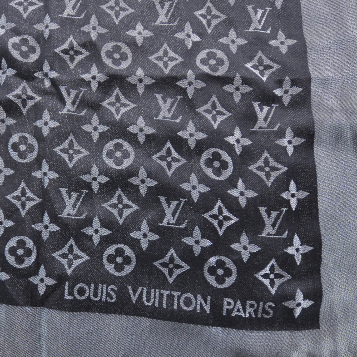 Louis Vuitton Monogram Lurex Shawl Black 2 of 4