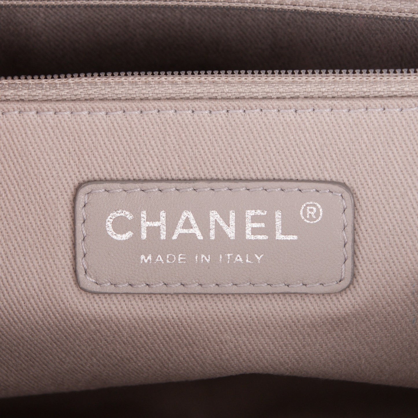 Caviar Quilted Jumbo Easy Flap Blue