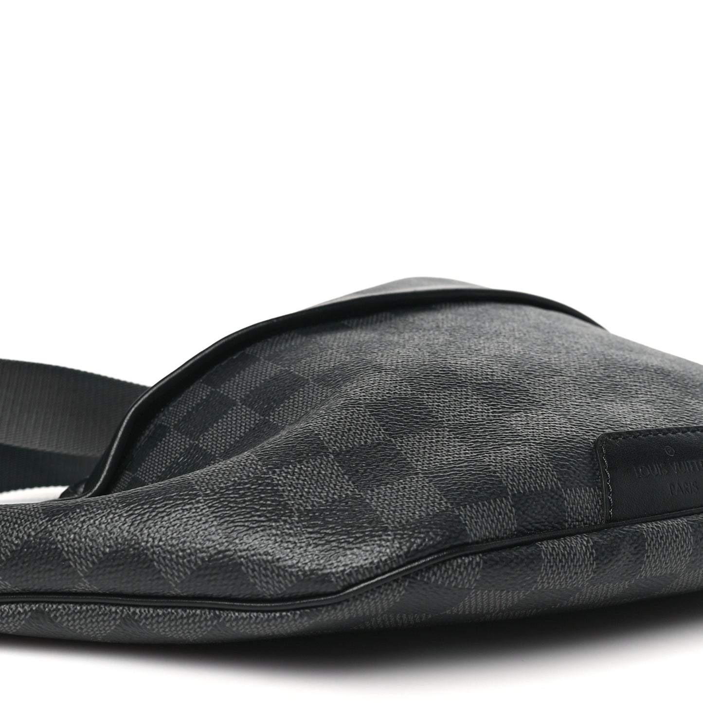 Damier Graphite Discovery Bumbag