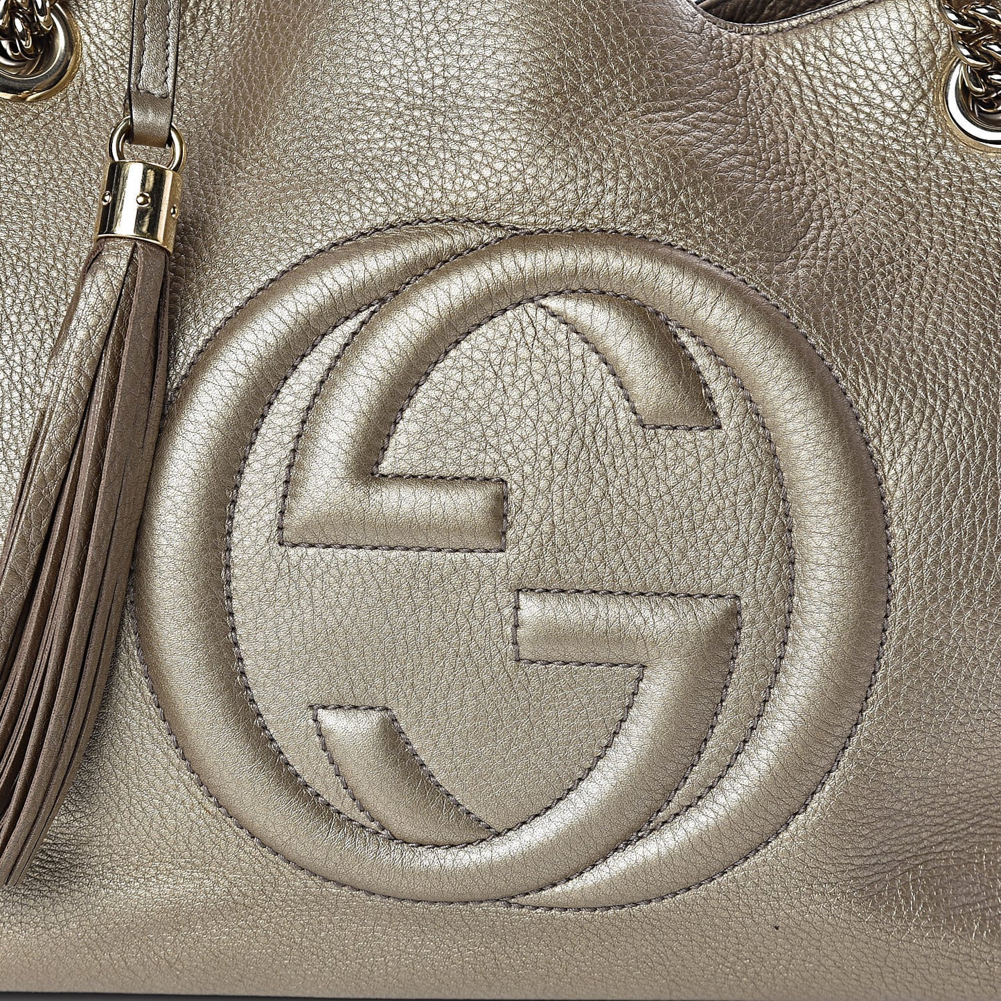 Metallic Pebbled Calfskin Medium Soho Chain Shoulder Bag Golden Beige