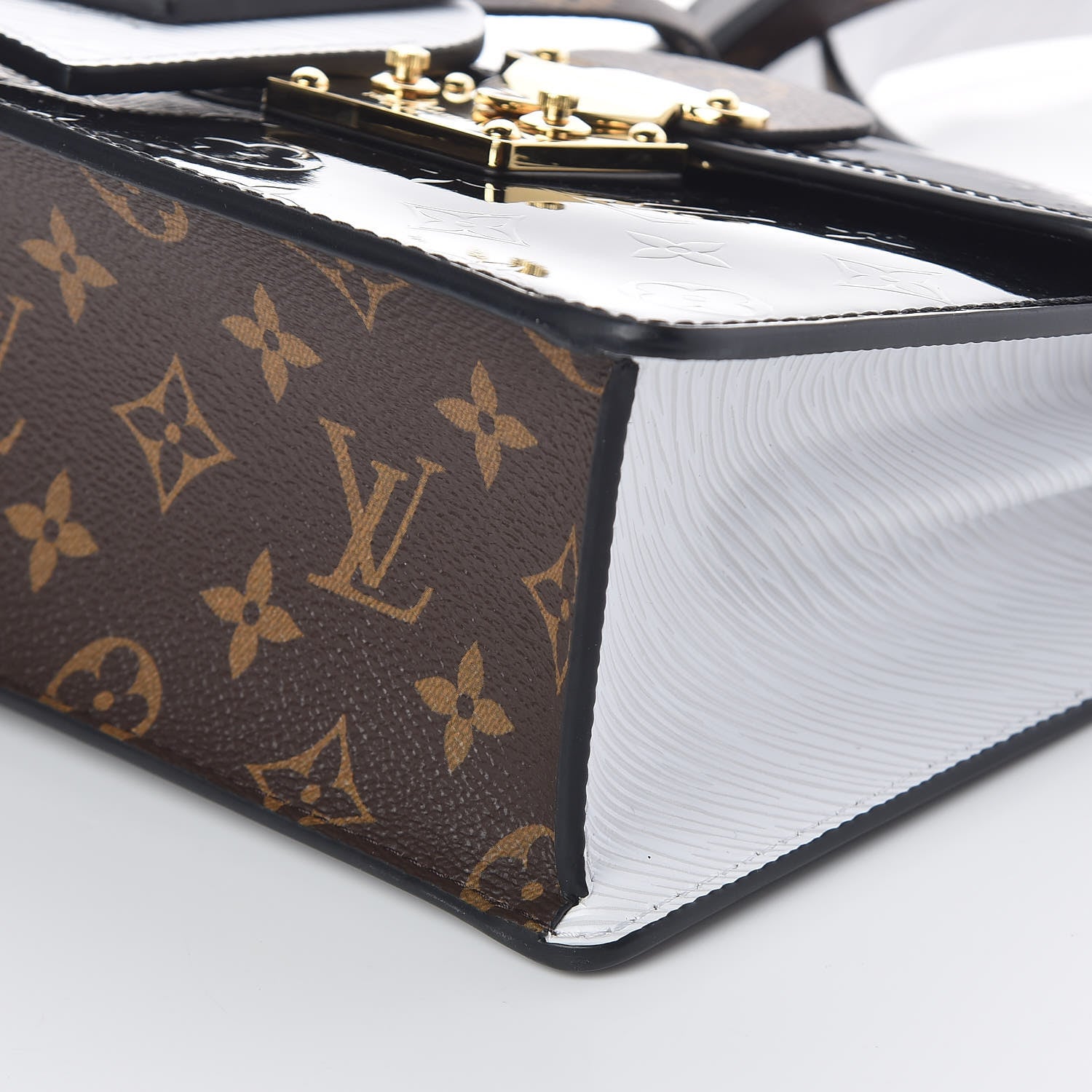Louis Vuitton Vernis Epi Monogram Spring Street Black 8 of 8
