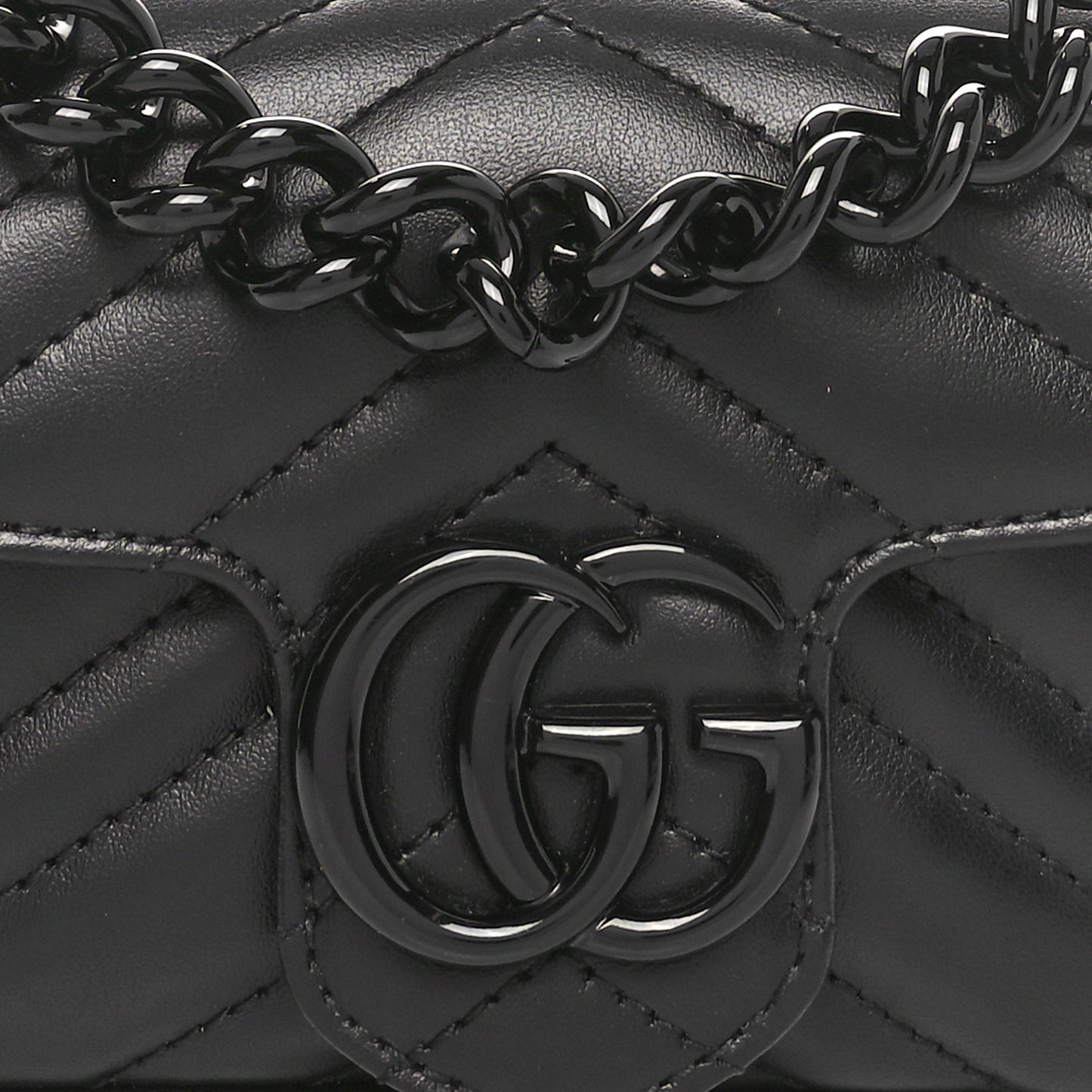 Calfskin Matelasse Monochrome GG Marmont Chain Belt Bag Black