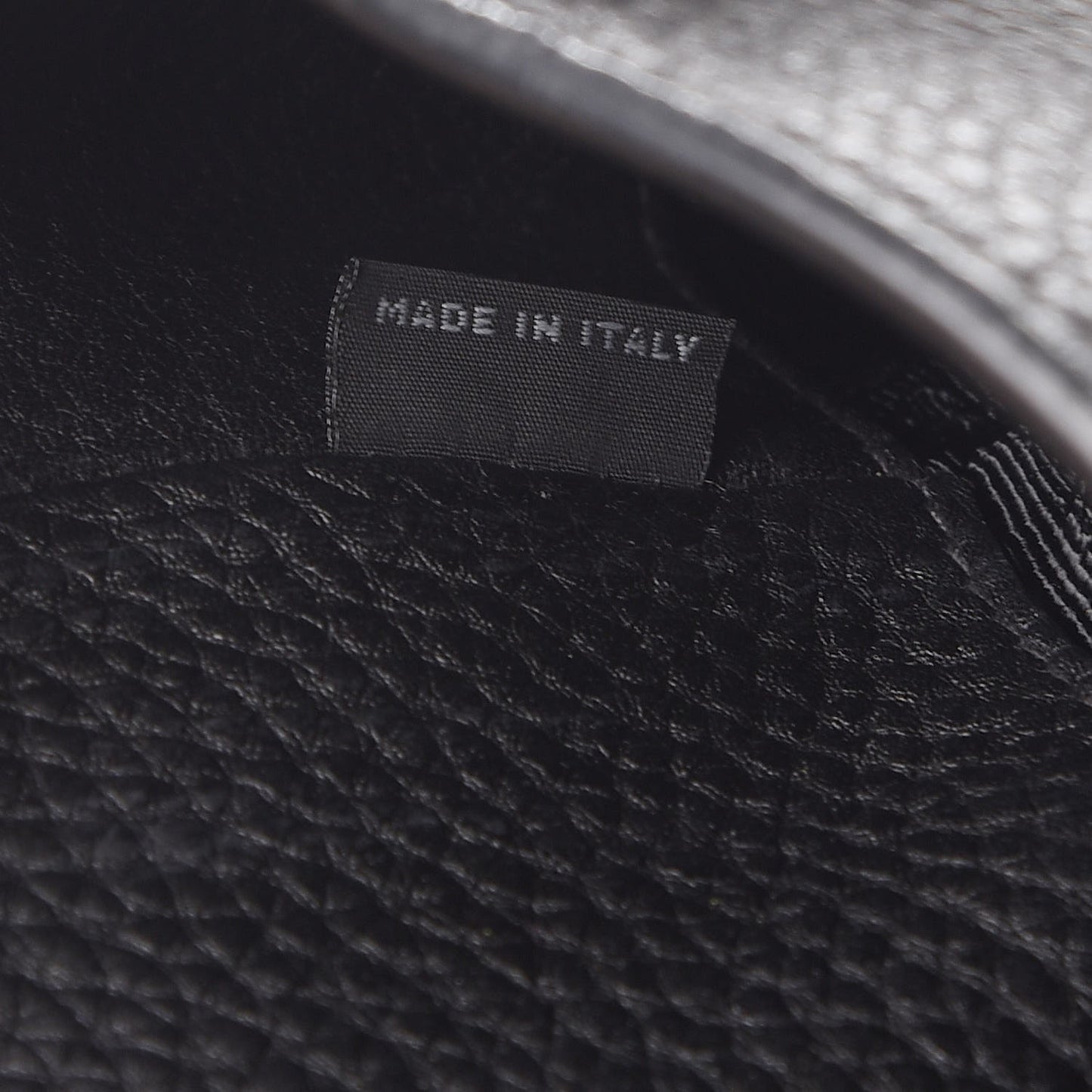 Vitello Daino Side Pocket Tote Nero Black