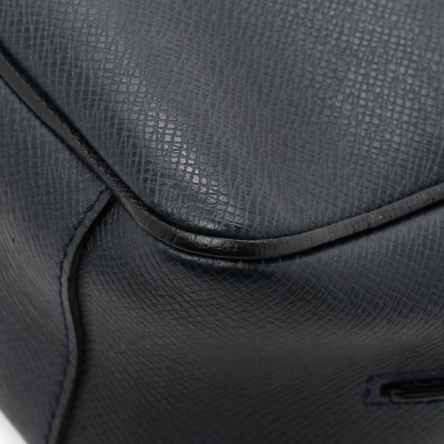 Louis Vuitton Taiga Roman MM Messenger Black 13 of 14