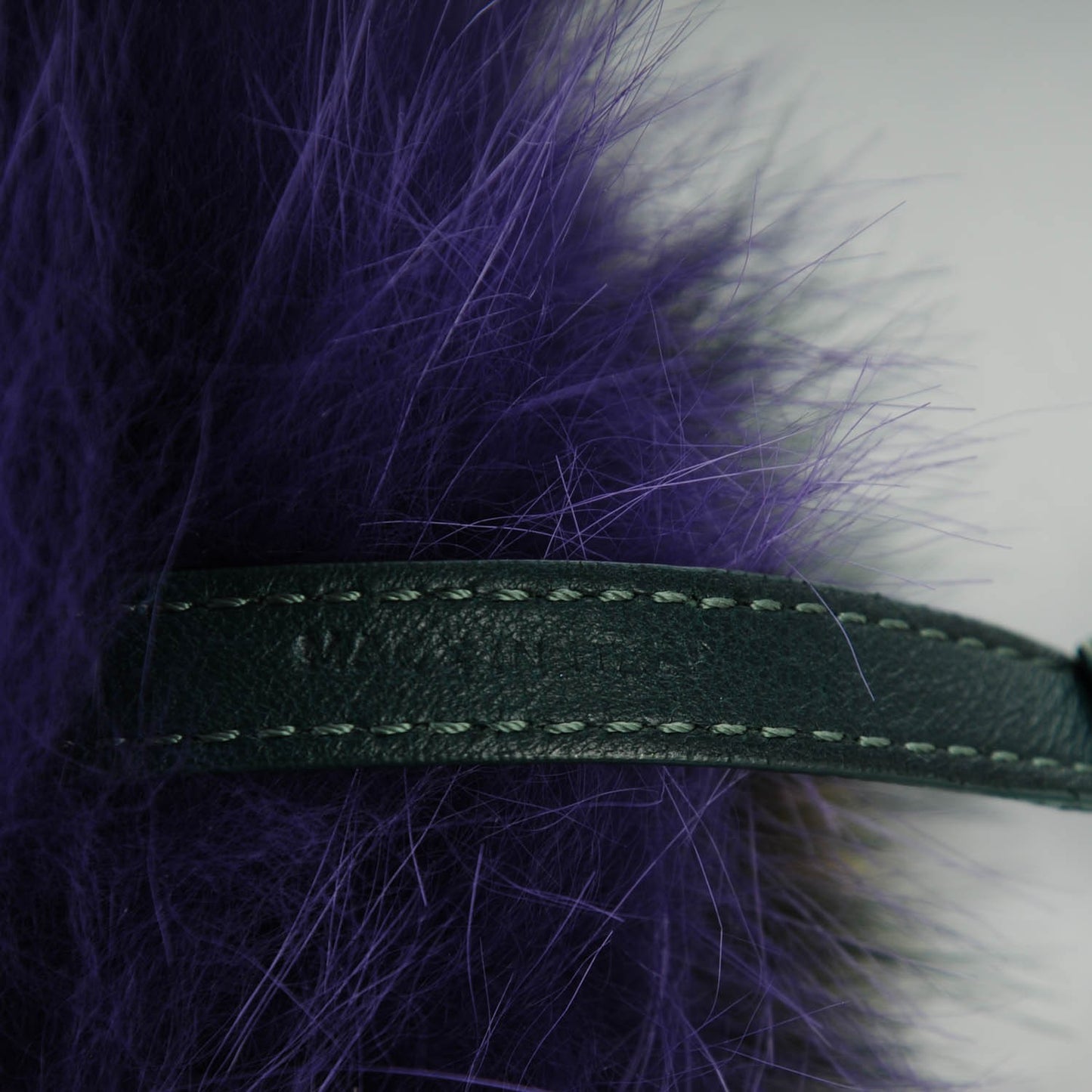 Fox Fur Shiny Nappa Rainbow Pom Pom Bag Charm Ametista Multicolor Grigio