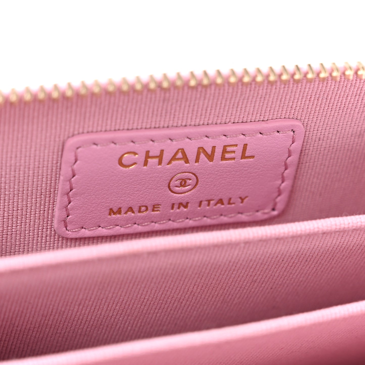 Caviar Quilted Zip Coin Purse Pink