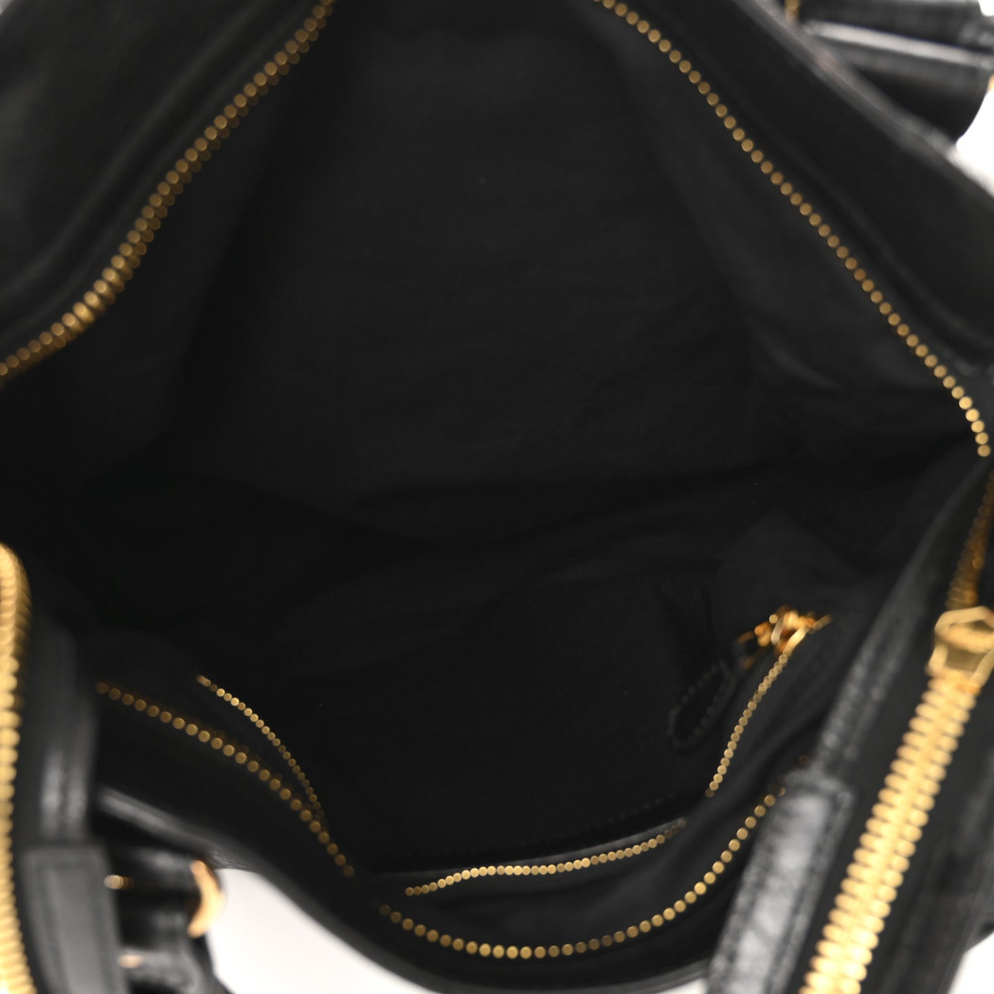 Agneau Giant 21 Gold Hardware Velo Black