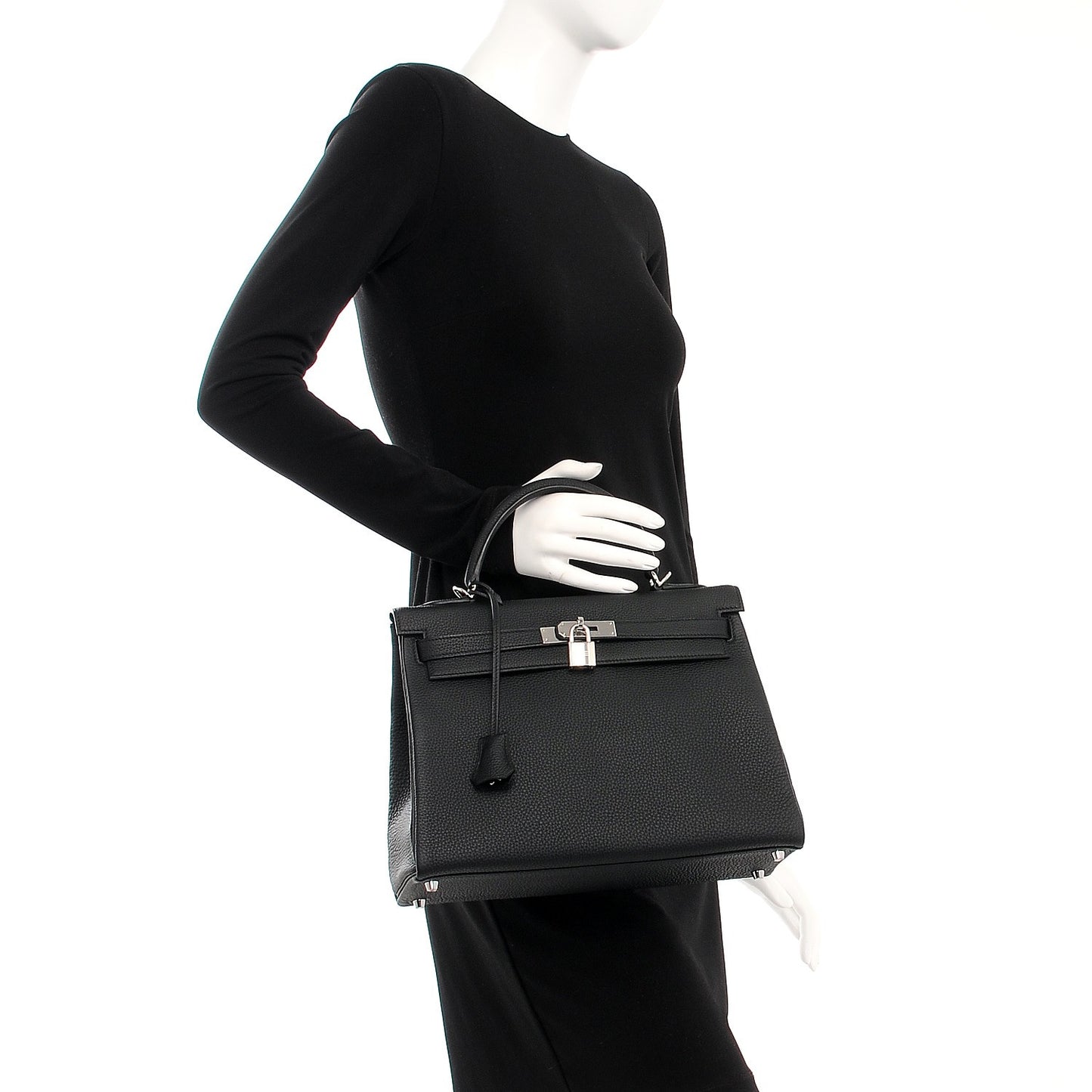 Togo Kelly Retourne 32 Black