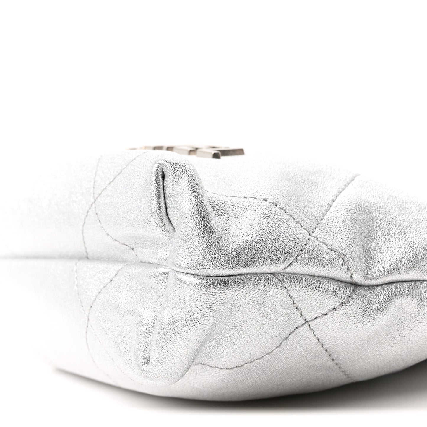 Metallic Lambskin Quilted Mini Chanel 22 Silvery