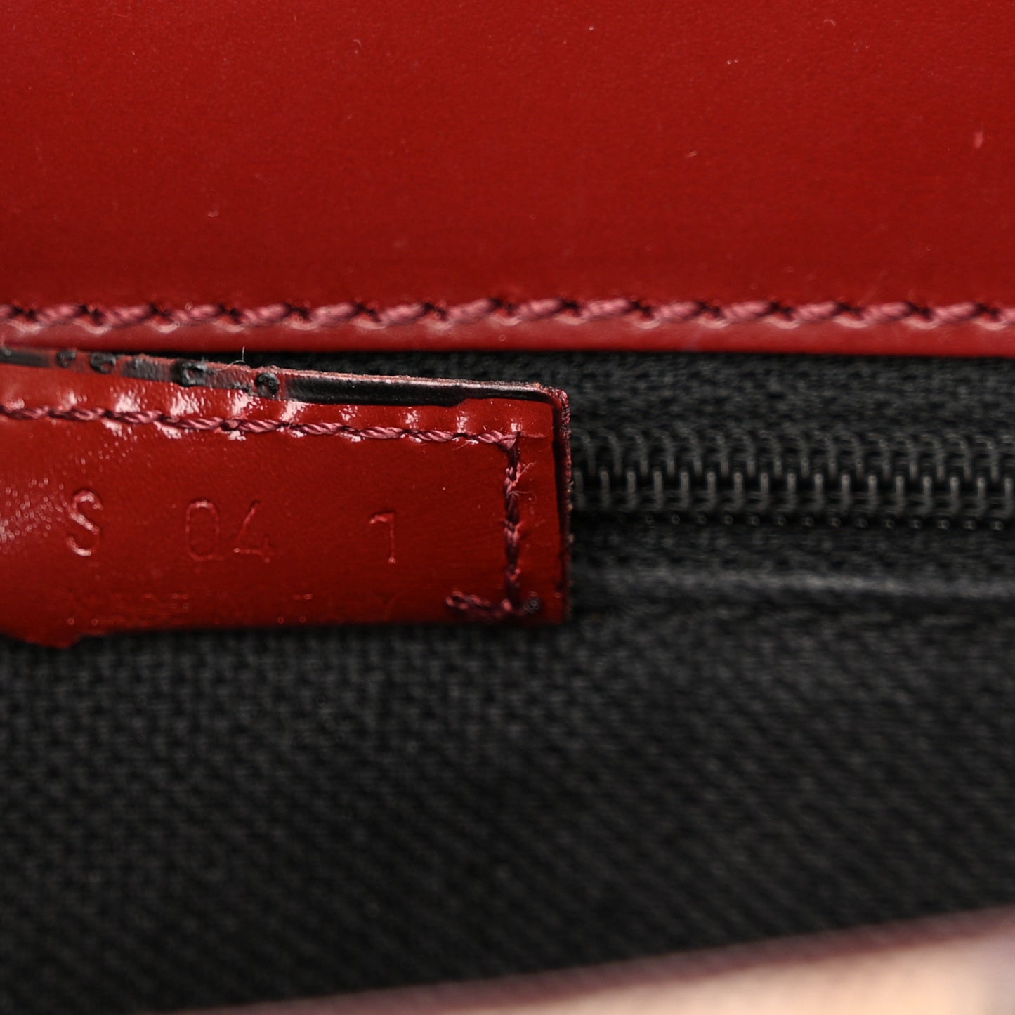 Haymarket Check Shoulder Bag Military Red