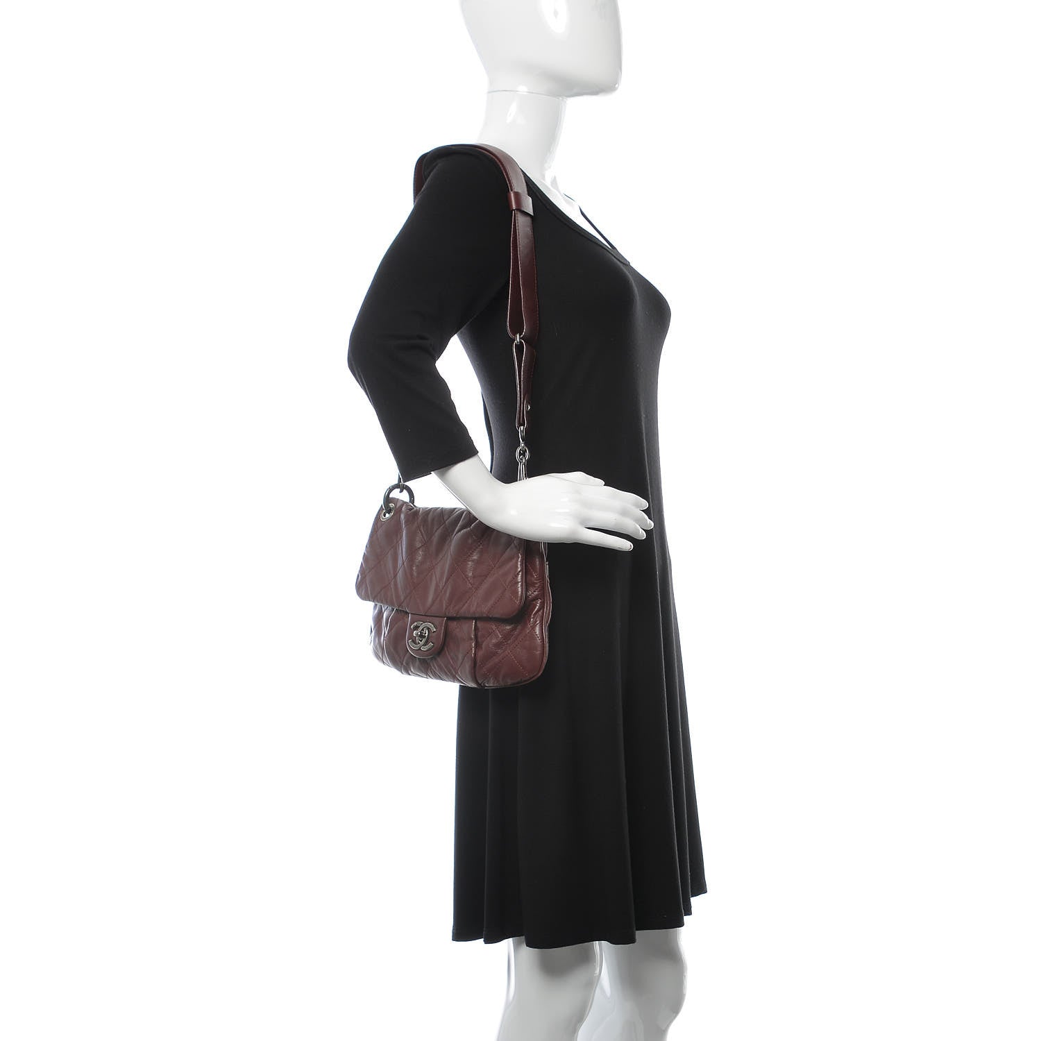 Chanel Calfskin Coco Pleats Large Messenger Flap Burgundy 2 of 11