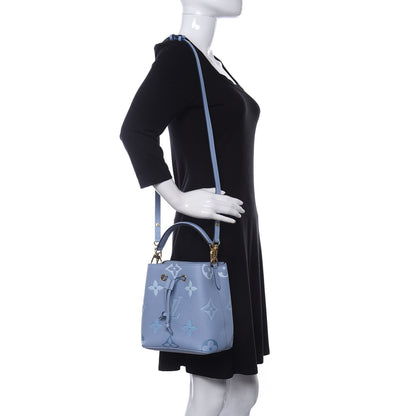 Louis Vuitton Empreinte Monogram Giant By The Pool Neonoe BB Summer Blue 2 of 9