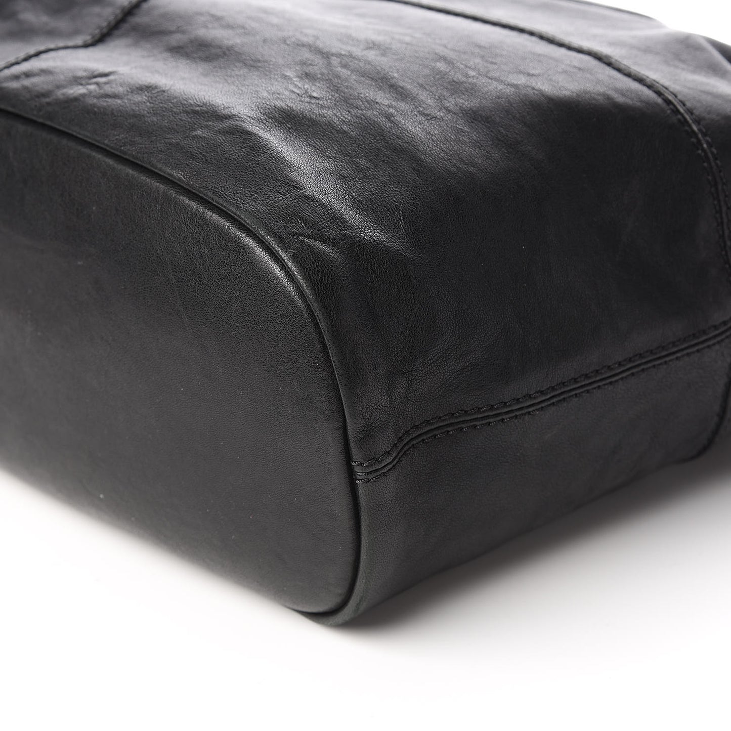 Lambskin Medium Nightingale Black