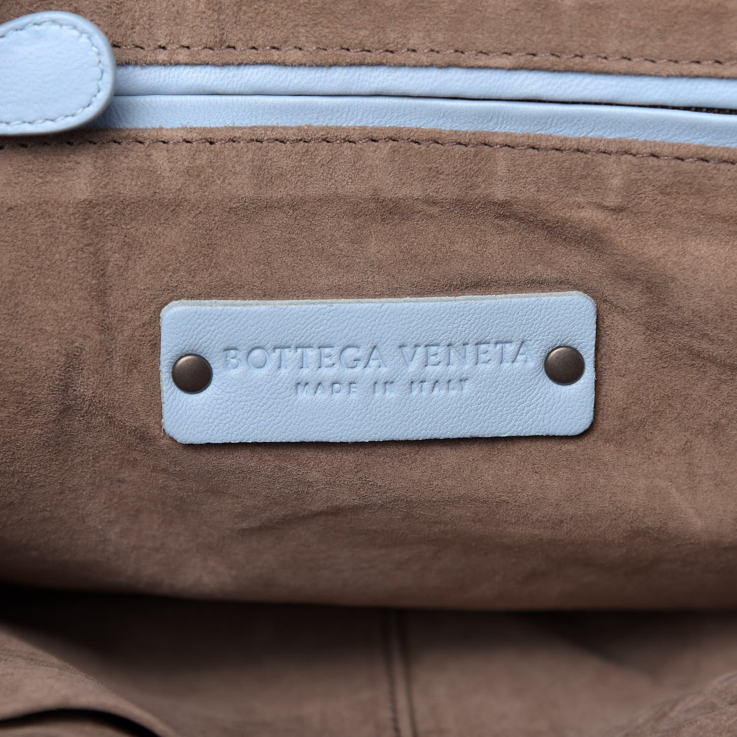 Nappa Intrecciato Nodini Crossbody Messenger Ice