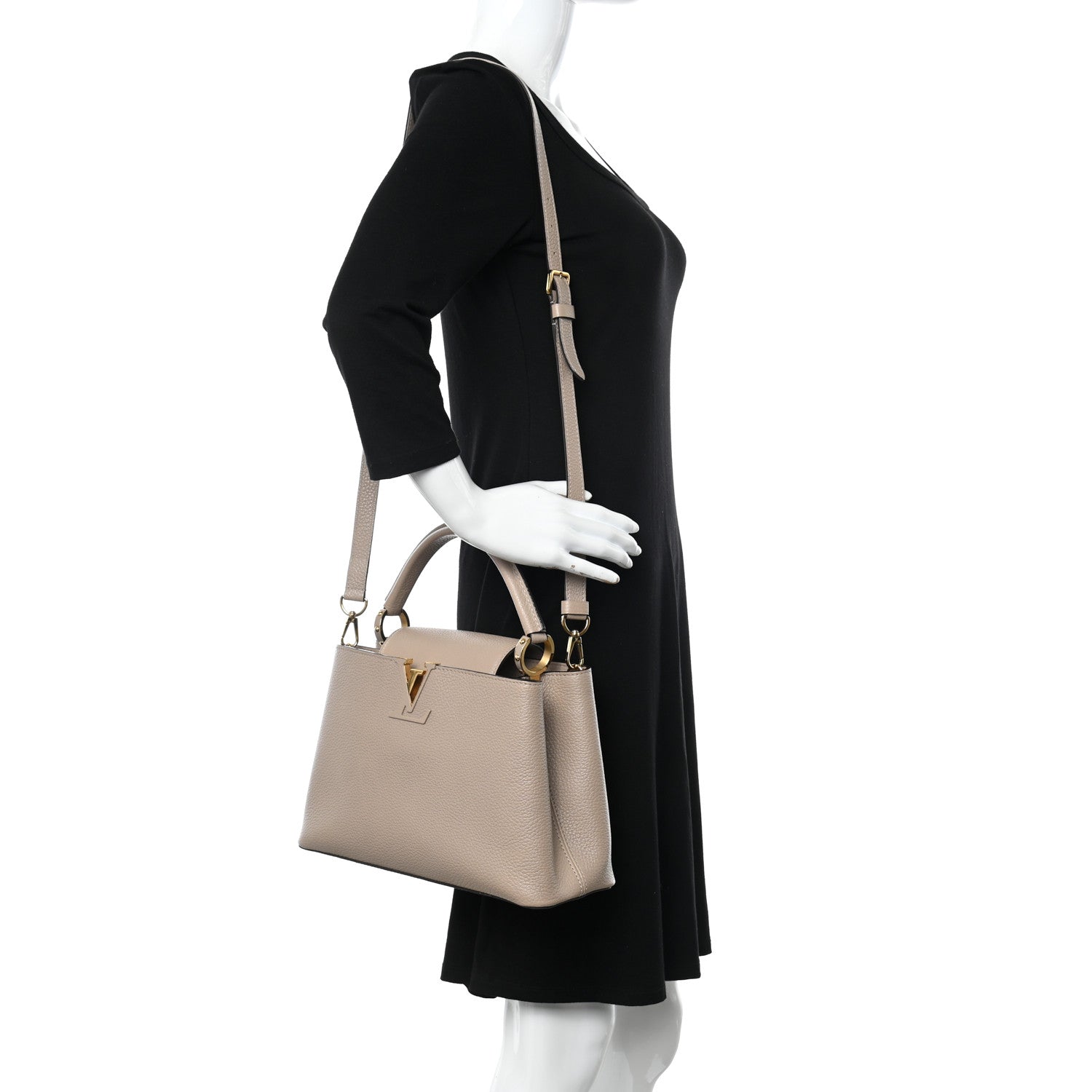 Louis Vuitton Taurillon Capucines MM Galet 2 of 9