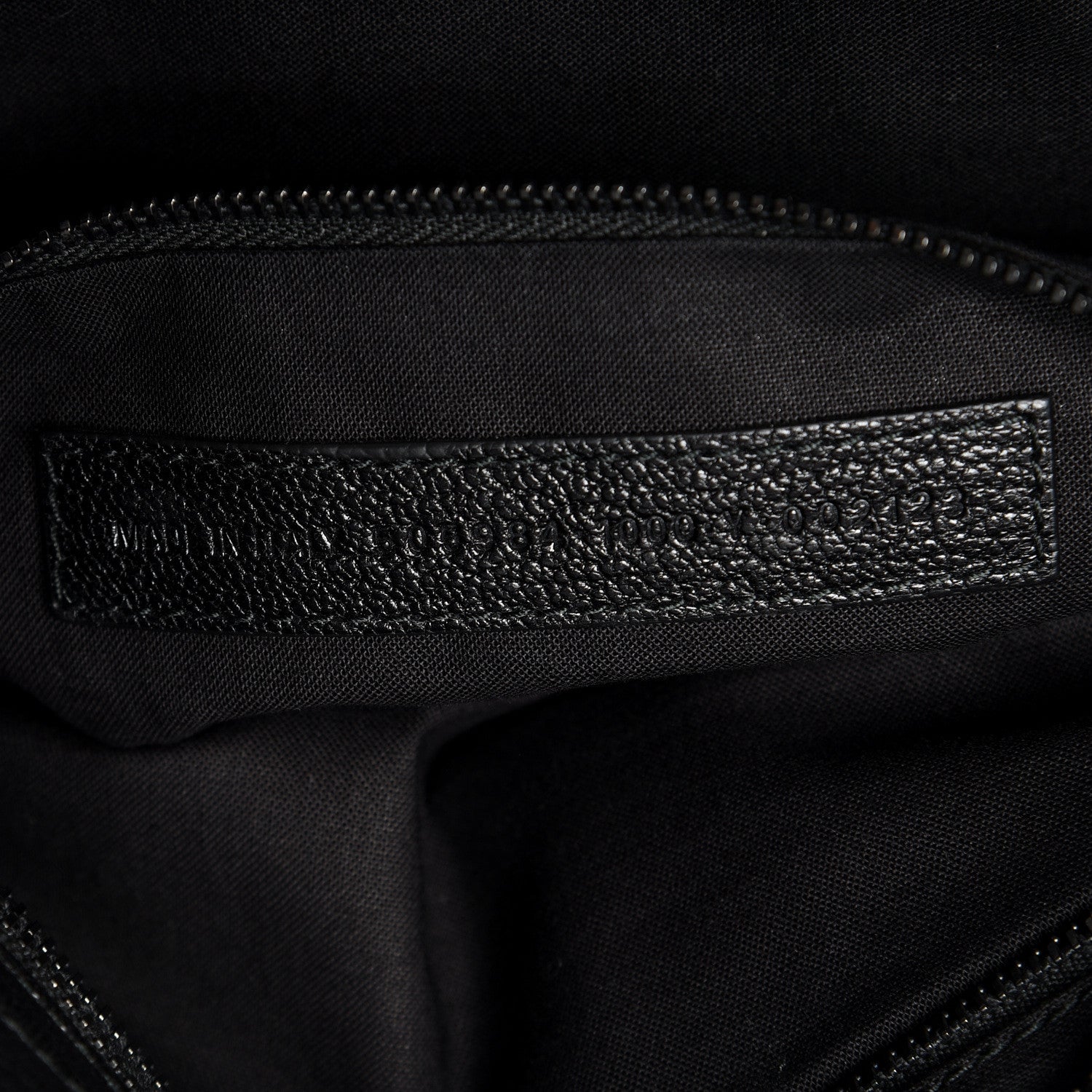 Balenciaga Shiny Grained Goatskin Black Metallic Edge City Black 5 of 9