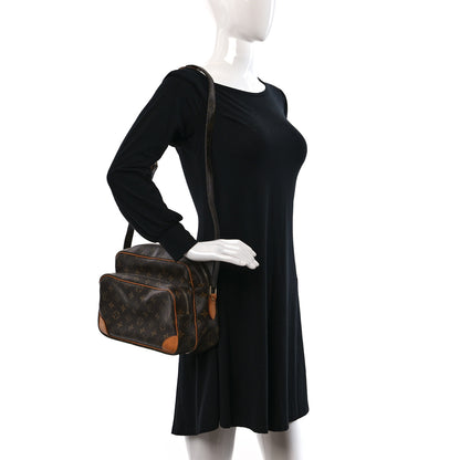 Louis Vuitton Monogram Nil 28 2 of 9