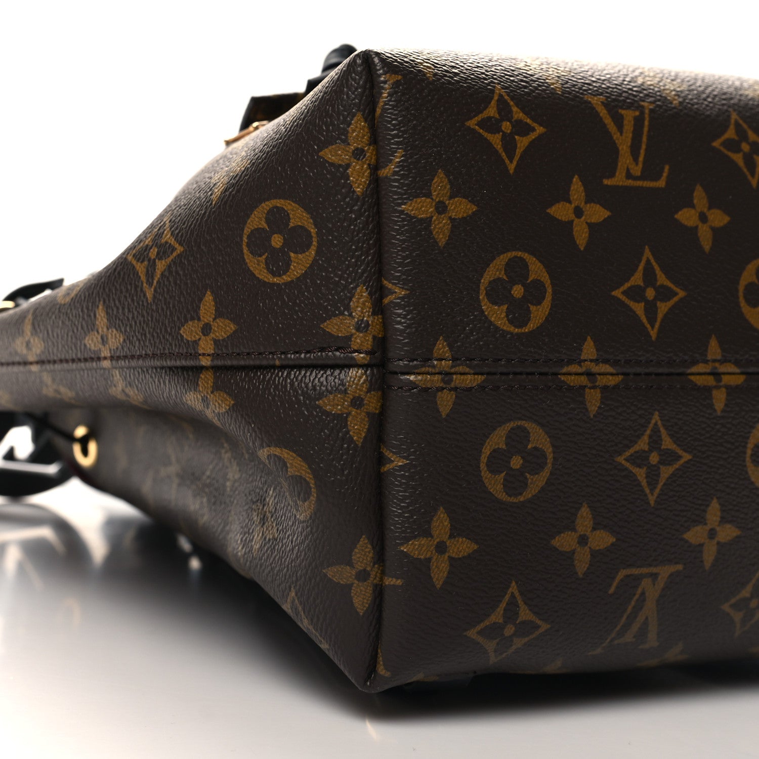 Louis Vuitton Monogram Montsouris PM Black 8 of 9
