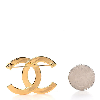 Chanel Metal Paris Button CC Large Brooch Gold 2 of 4
