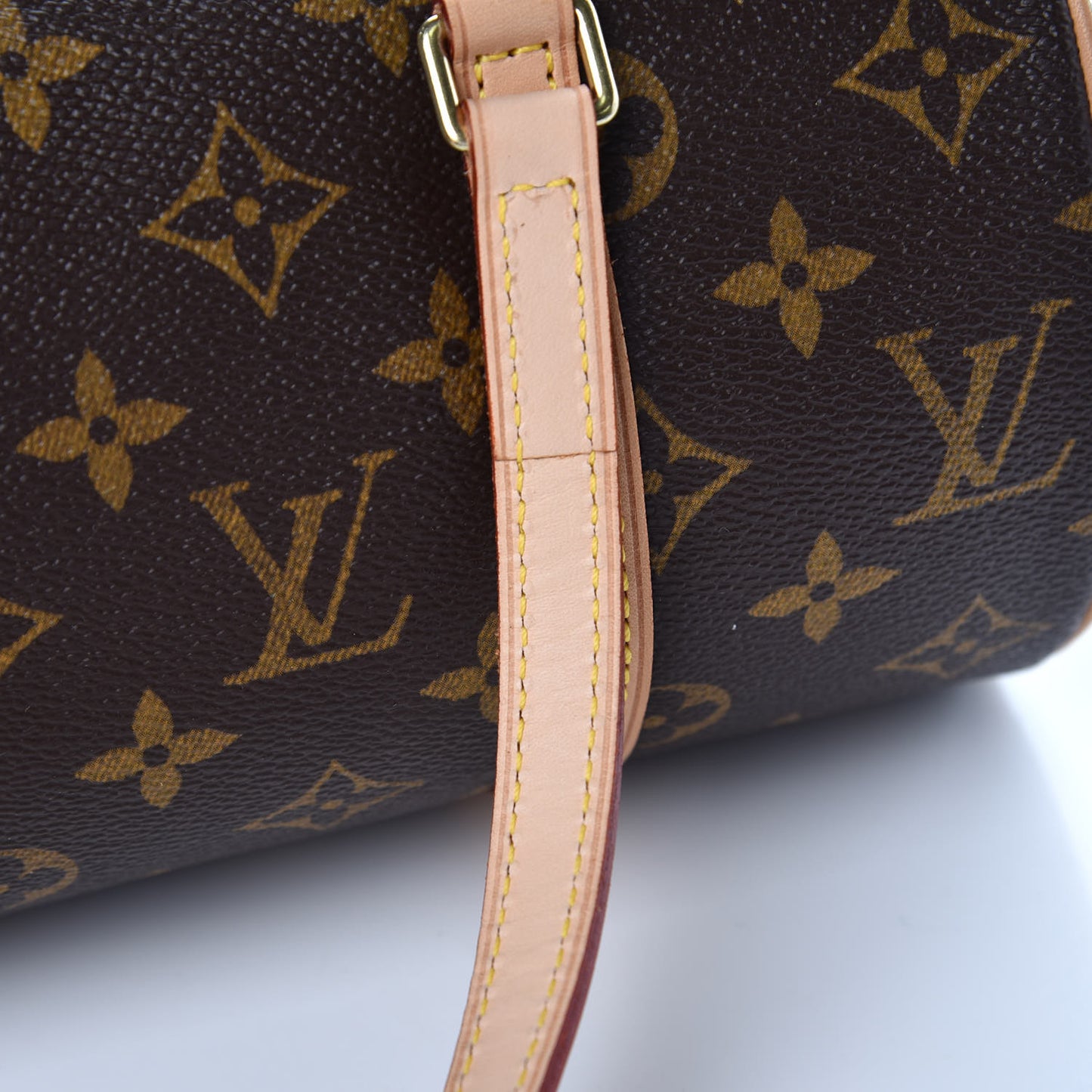 Monogram Papillon 26