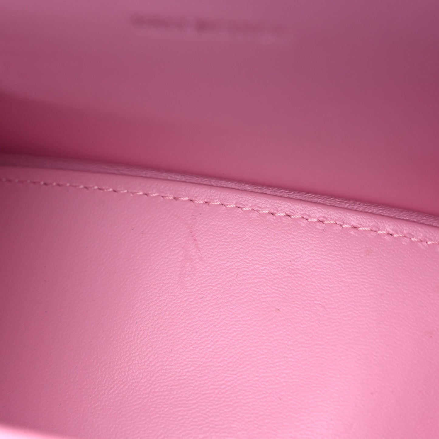 Shiny Calfskin Crocodile Embossed Hourglass Top Handle Bag XS Candy Pink