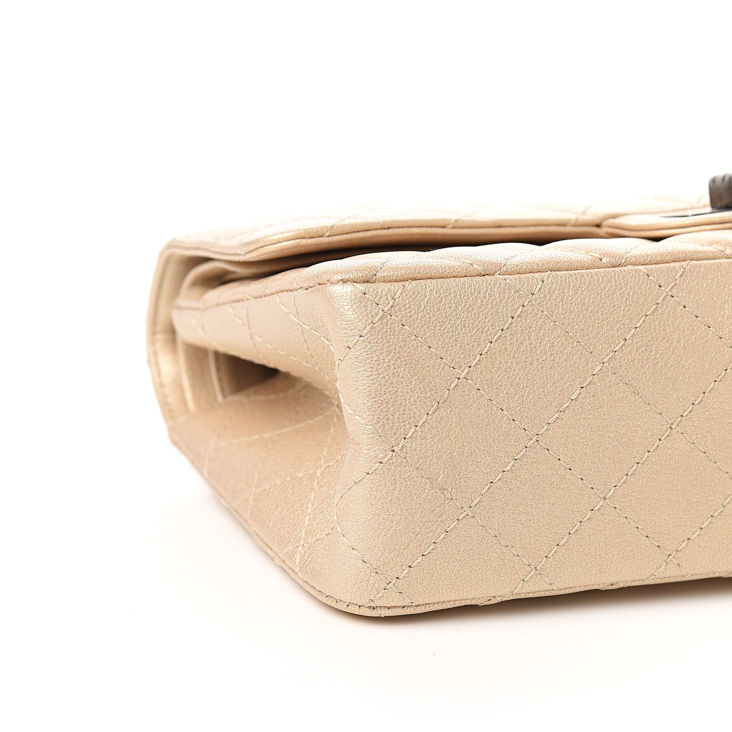 Metallic Sheepskin Quilted 2.55 Reissue 225 Flap Beige