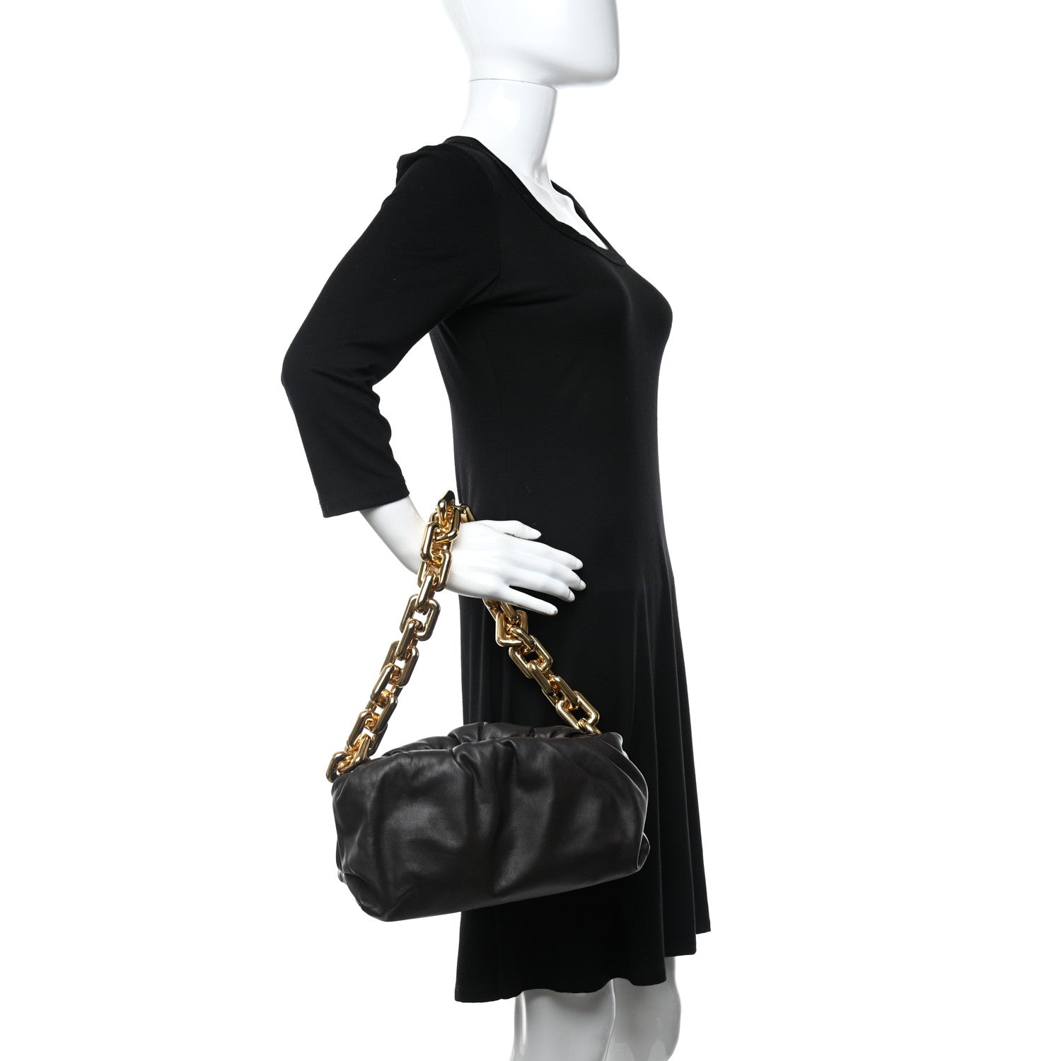 Bottega Veneta Calfskin The Pouch Chain Fondant 2 of 10