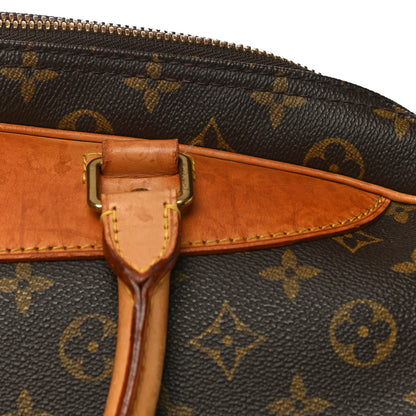 Louis Vuitton Monogram Evasion Sports Bag 17 of 24