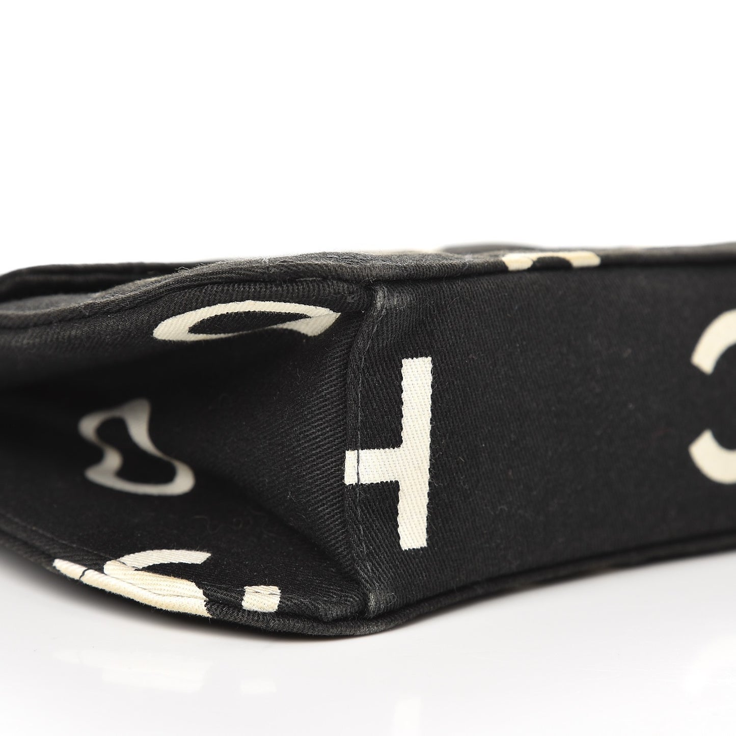 Canvas Quilted Letter Printed Flap Black