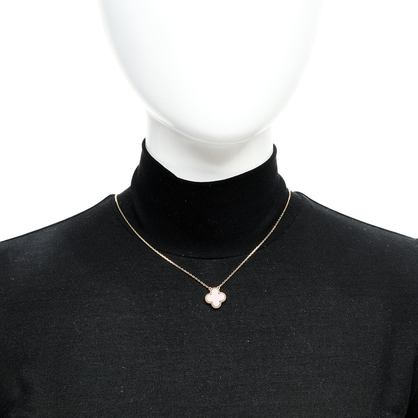 18K Yellow Gold Carnelian Vintage Alhambra Pendant Necklace