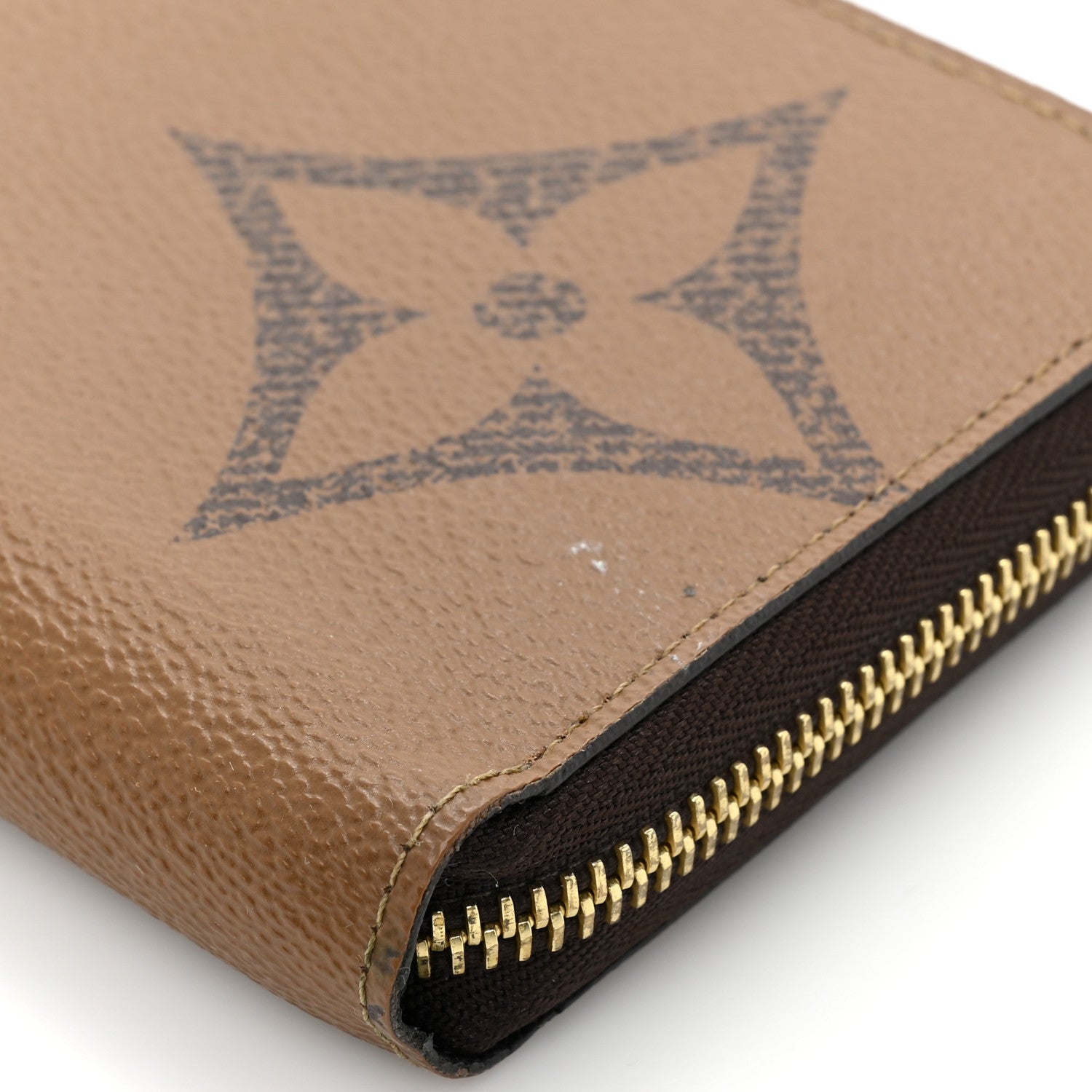 Louis Vuitton Reverse Monogram Giant Zippy Wallet 14 of 19