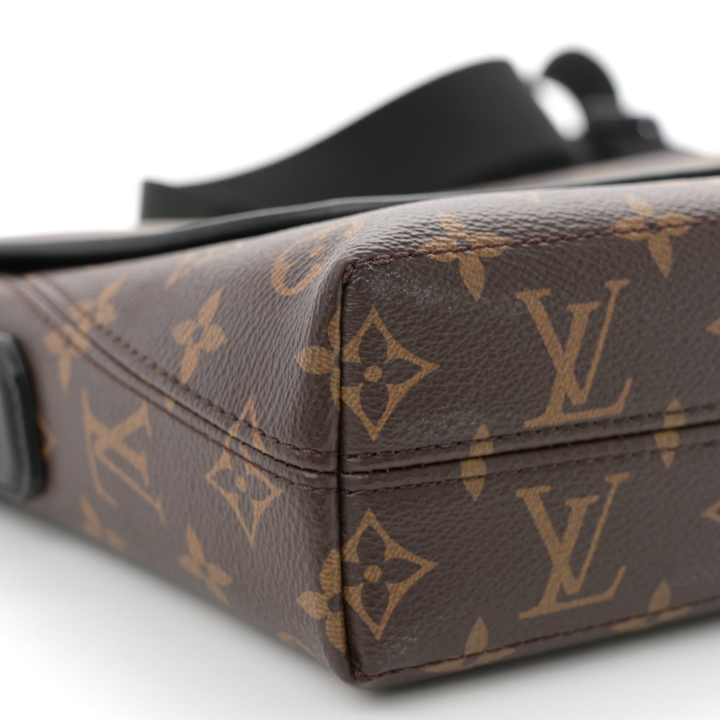 Monogram Macassar Magnetic Messenger