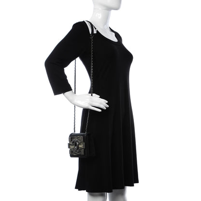 Chanel Iridescent Calfskin Marble Plexiglass Boy Brick Flap Grey 2 of 7