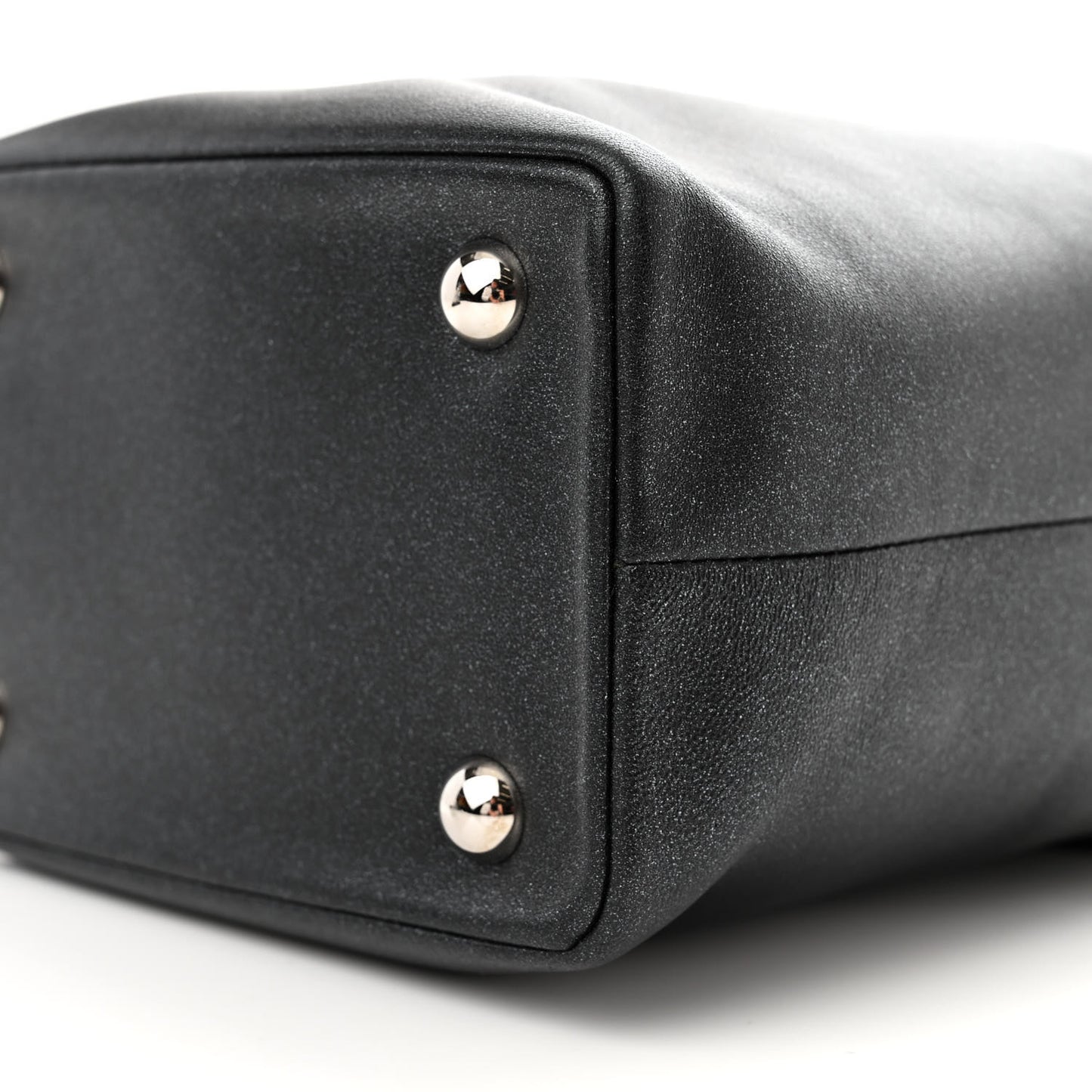 Metallic Lambskin Quilted CC Vanity With Chain Black