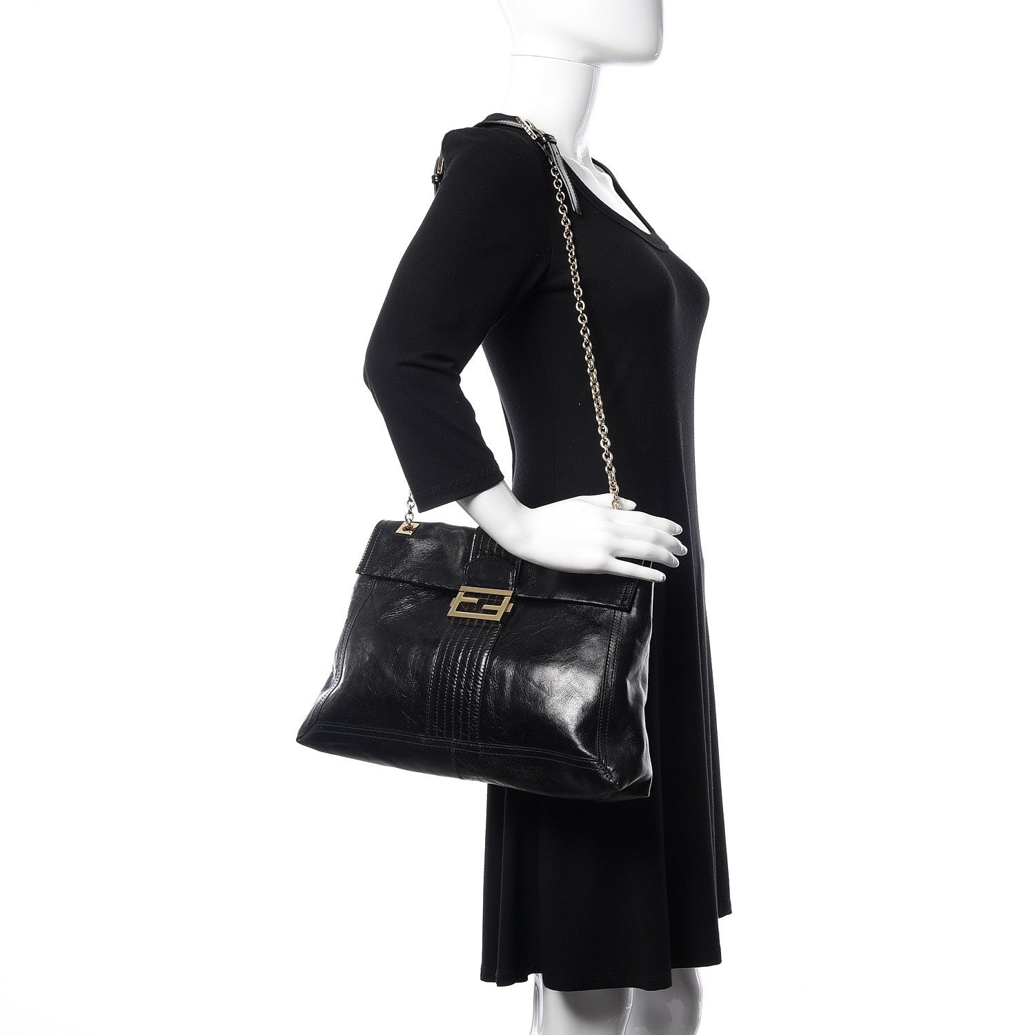 Fendi Vitello Acqua Maxi Baguette Shoulder Bag Black 2 of 9