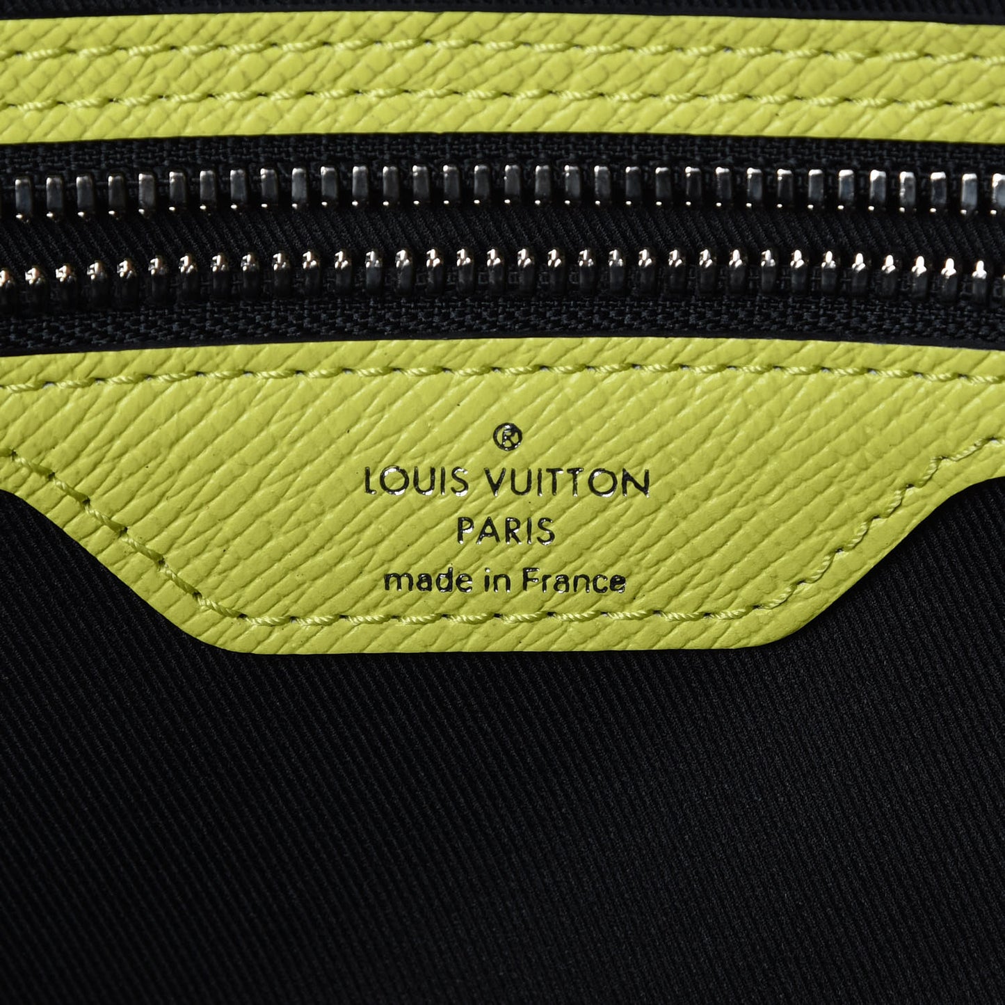 Monogram Taiga Keepall Bandouliere 50 Yellow