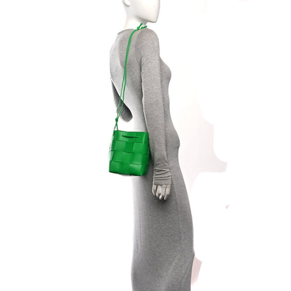 Bottega Veneta Nappa Maxi Intrecciato Small Cassette Bucket Bag Parakeet 2 of 9