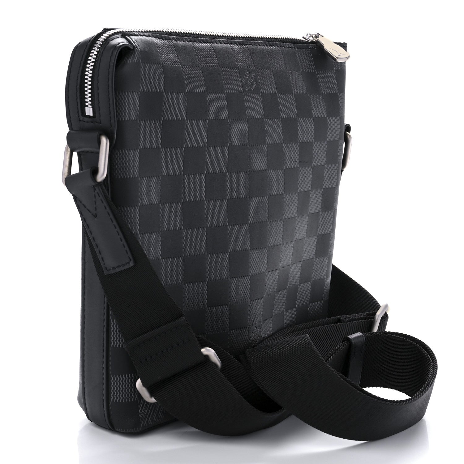 Louis Vuitton Damier Infini Discovery Messenger BB Onyx 3 of 9