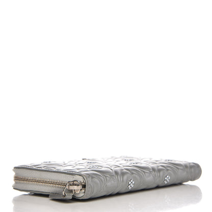 Chanel Metallic Calfskin Diamante Camellia Zip Around Wallet Silver 4 of 9