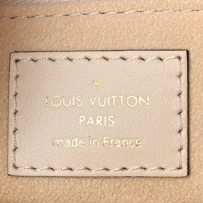 Louis Vuitton Empreinte Monogram Giant Onthego MM Creme 10 of 16