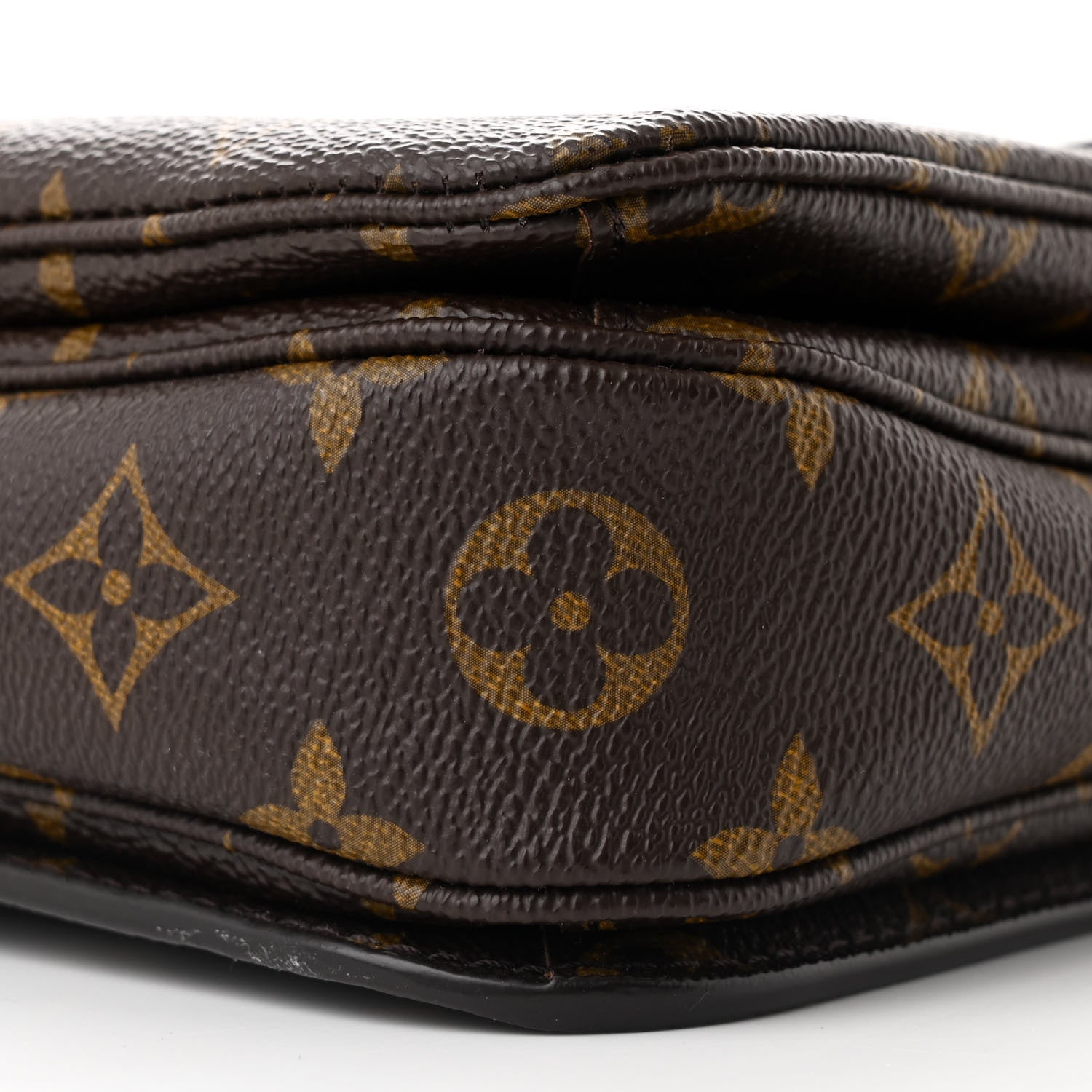 Louis Vuitton Monogram Pochette Metis 11 of 13
