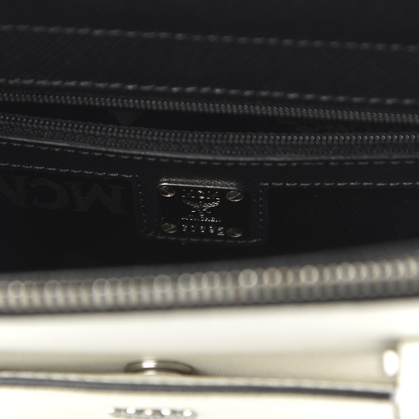 Saffiano Small Bi-Color Elda Tote White Black