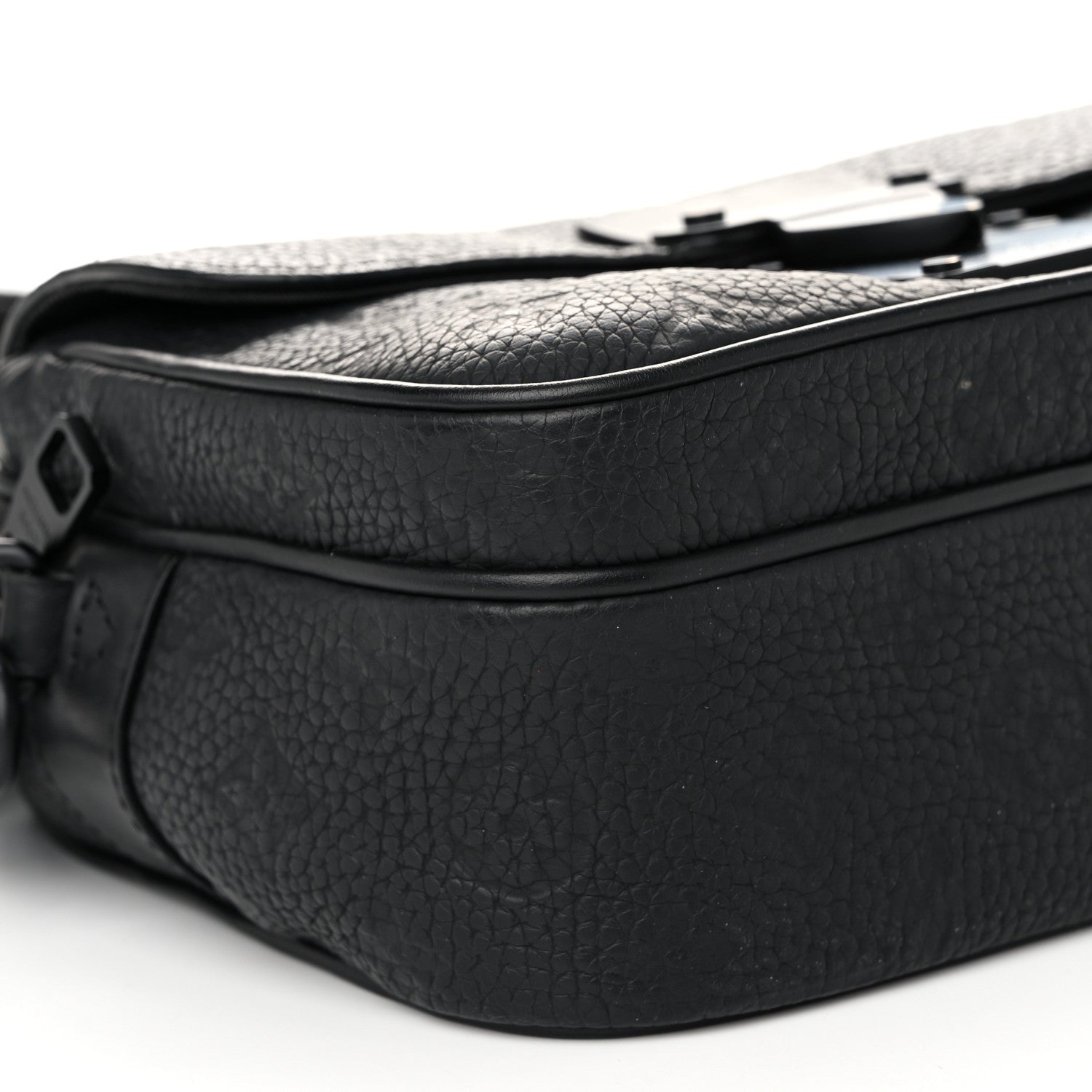 Louis Vuitton Taurillon Monogram S Lock Messenger Black 8 of 10